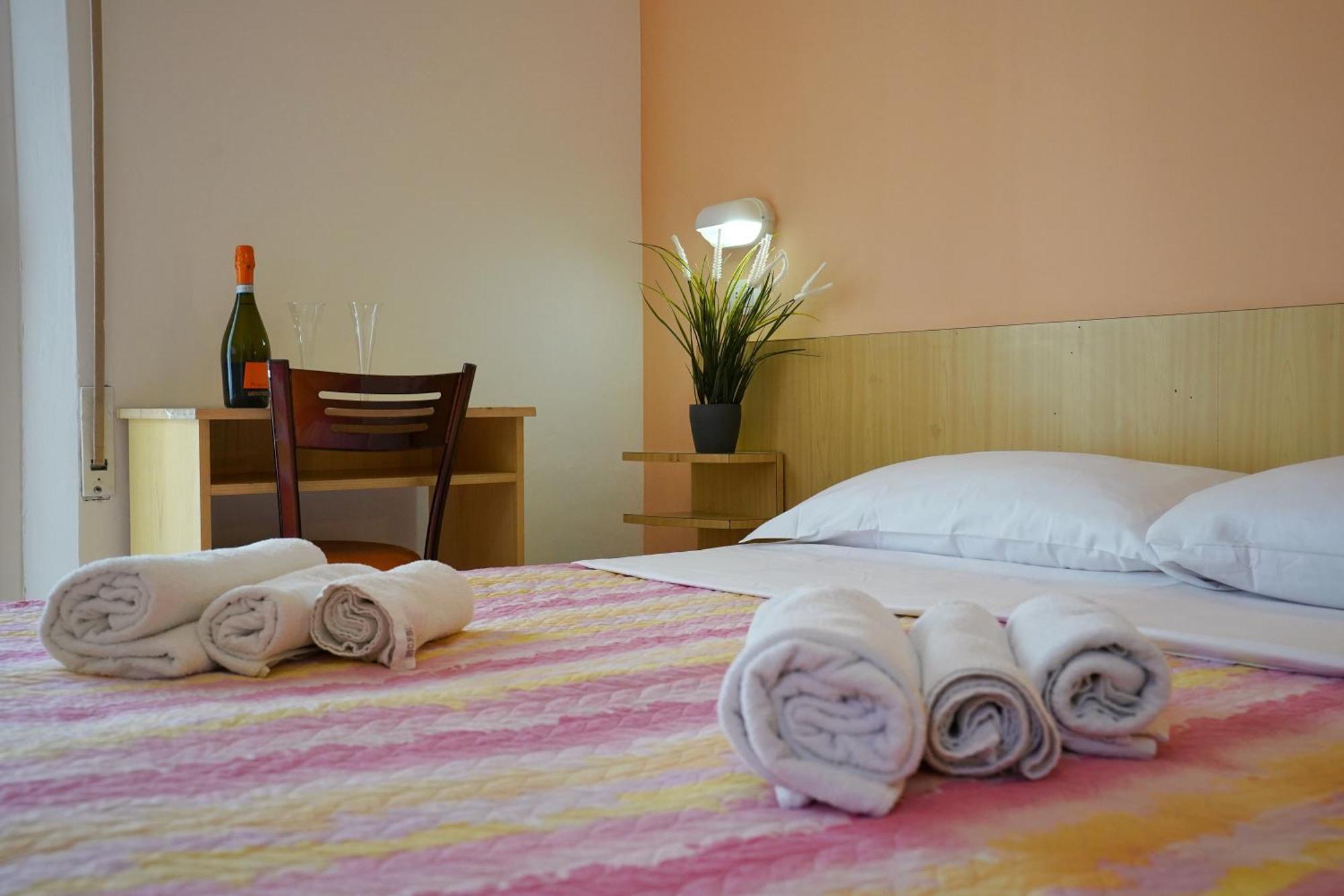 Hotel Malibu Mare Rimini Ngoại thất bức ảnh