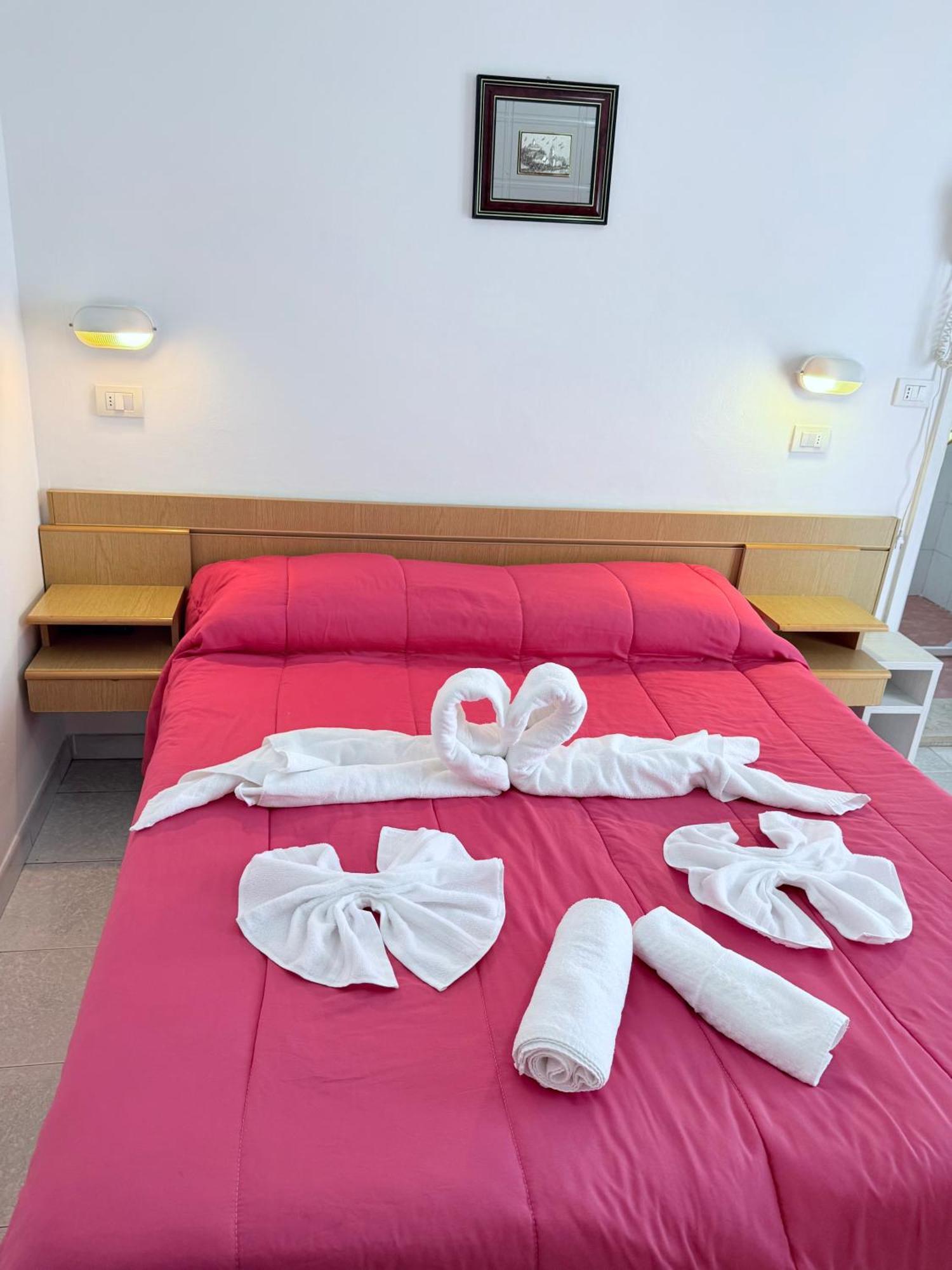Hotel Malibu Mare Rimini Ngoại thất bức ảnh